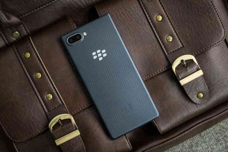 Đánh giá BlackBerry KEY2 LE: Đáp ứng trọn vẹn những mong muốn của người hâm mộ dâu đen
