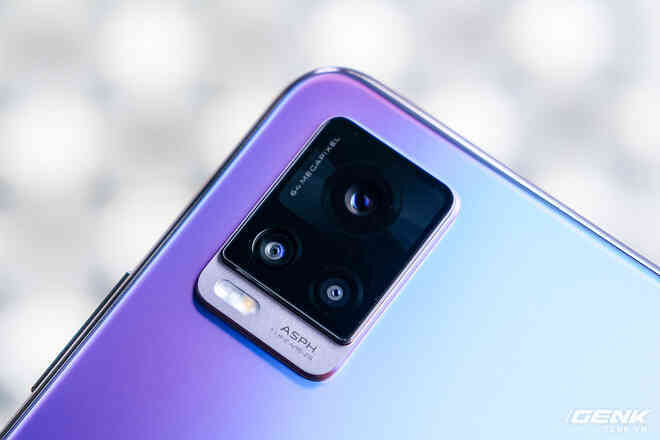 Cận cảnh Vivo V20 vừa ra mắt tại Việt Nam: Màu đẹp, camera trước có eye-tracking là điểm mới nhưng tại sao vẫn dùng màn giọt nước? - Ảnh 10. Cận cảnh Vivo V20 vừa ra mắt tại Việt Nam: Màu đẹp, camera trước có eye-tracking là điểm mới nhưng tại sao vẫn dùng màn giọt nước? - Ảnh 10.