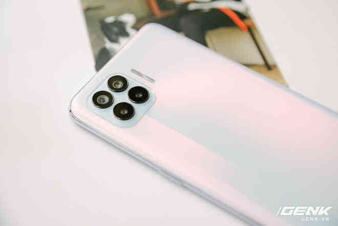 Trên tay OPPO A93 vừa ra mắt: thiết kế mỏng nhẹ ấn tượng, 4 cam sau AI, sạc nhanh 18W, giá 7.49 triệu đồng - Ảnh 6. Trên tay OPPO A93 vừa ra mắt: thiết kế mỏng nhẹ ấn tượng, 4 cam sau AI, sạc nhanh 18W, giá 7.49 triệu đồng - Ảnh 6.