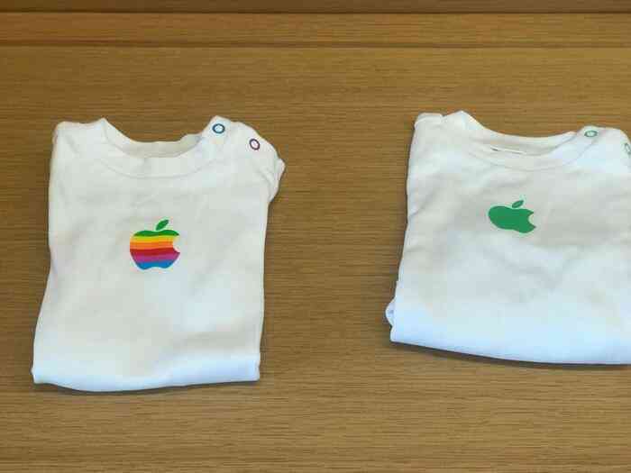 Ghé thăm Apple Store độc nhất vô nhị trên thế giới: Không những bán iPhone mà còn bán cả quần áo trẻ em và mũ lưỡi trai
