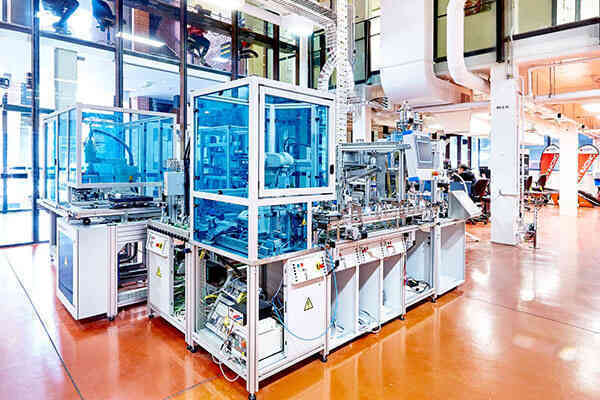 Đẩy mạnh chuyển đổi nguồn nhân lực cho công nghiệp 4.0
