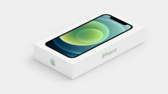 Nếu mua iPhone 12 tại Pháp, bạn sẽ được tặng kèm tai nghe EarPods trong hộp