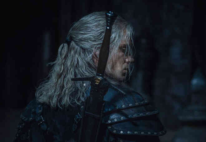 Những hình ảnh đầu tiên của The Witcher mùa 2 lộ diện: Ciri đã đến Kaer Morhen, Geralt vẫn ngầu như cũ nhưng sao Yennefer lại xụi lơ thế này? - Ảnh 2. Những hình ảnh đầu tiên của The Witcher mùa 2 lộ diện: Ciri đã đến Kaer Morhen, Geralt vẫn ngầu như cũ nhưng sao Yennefer lại xụi lơ thế này? - Ảnh 2.
