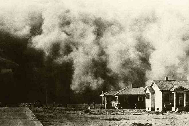 Sự kiện Dust Bowl: Cơn bão đen kéo dài 10 năm trên khắp Bắc Mỹ - Ảnh 7. Sự kiện Dust Bowl: Cơn bão đen kéo dài 10 năm trên khắp Bắc Mỹ - Ảnh 7.
