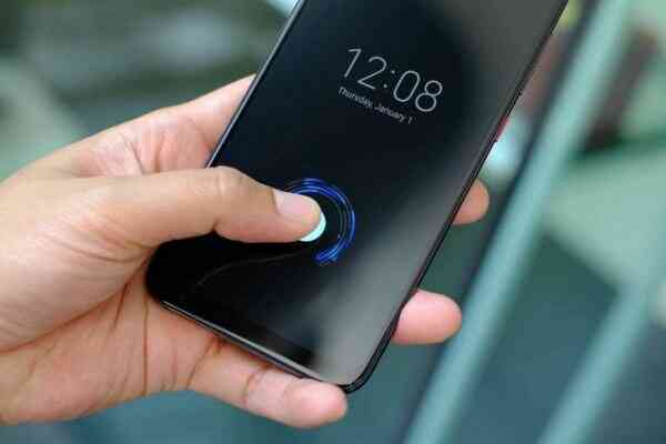 Tại sao iPhone 12 không thêm tính năng mở khóa bằng vân tay?