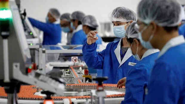 Trung Quốc: Trả 60 USD để tiêm vắc-xin Covid-19 thử nghiệm