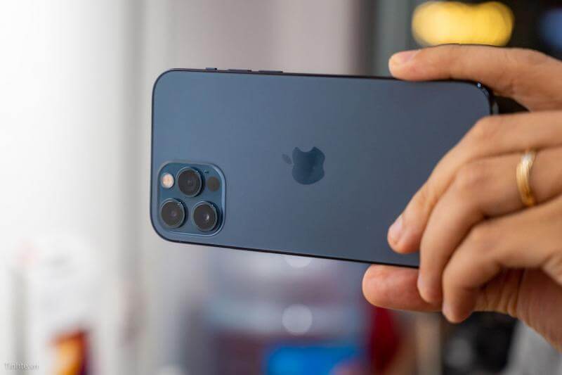 Trên tay iPhone 12 Pro và đánh giá nhanh thiết kế