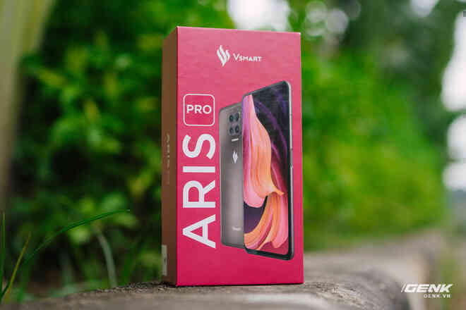 Chi tiết Vsmart Aris Pro: Smartphone Việt đầu tiên có camera ẩn dưới màn hình, giá 10 triệu
