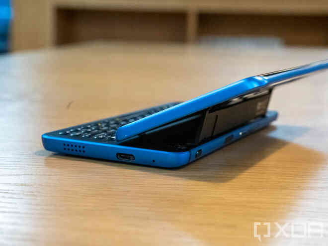 Diễn đàn công nghệ XDA trình làng smartphone đầu tiên Pro1-X: Chạy được cả LineageOS và Ubuntu Touch - Ảnh 5.