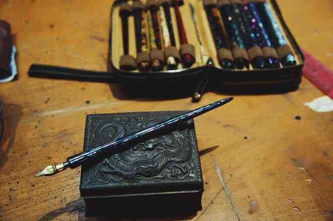Sống bằng đam mê: Cựu sinh viên FTU rẽ ngang sang nghề viết chữ, đến nay thành nghệ nhân calligraphy số 1 Việt Nam - Ảnh 11.