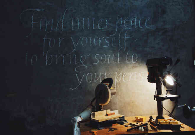 Sống bằng đam mê: Cựu sinh viên FTU rẽ ngang sang nghề viết chữ, đến nay thành nghệ nhân calligraphy số 1 Việt Nam - Ảnh 5.