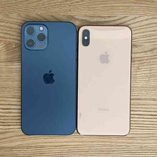 iPhone 12 Pro Max và iPhone 12 mini bắt đầu đến tay người dùng thế giới, hàng xách tay đang rục rịch về Việt Nam - Ảnh 3. iPhone 12 Pro Max và iPhone 12 mini bắt đầu đến tay người dùng thế giới, hàng xách tay đang rục rịch về Việt Nam - Ảnh 3.