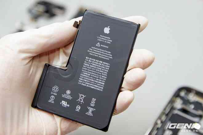 Mổ bụng iPhone 12 Pro Max tại Việt Nam: pin chữ L dung lượng 3.687mAh, camera sau vừa to vừa dài - Ảnh 10. Mổ bụng iPhone 12 Pro Max tại Việt Nam: pin chữ L dung lượng 3.687mAh, camera sau vừa to vừa dài - Ảnh 10.