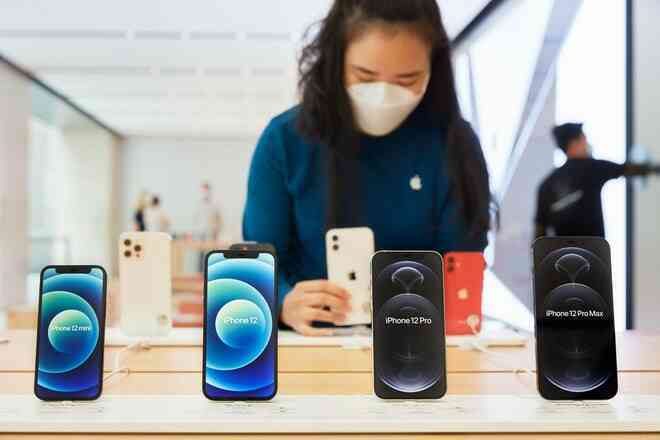 Thương gia Việt "ghẻ lạnh" iPhone 12 mini: iPhone 12 Pro Max bày bán tràn lan, iPhone 12 mini không một ai dám nhập