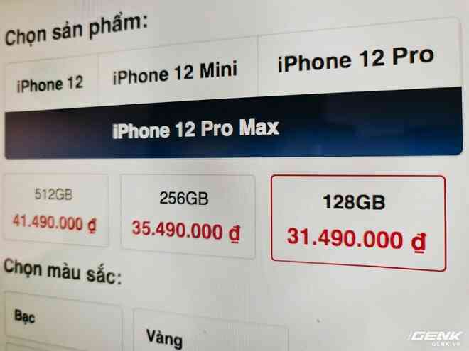 iPhone 12 Pro Max xách tay sập giá 15 triệu đồng sau 3 ngày về Việt Nam - Ảnh 3. iPhone 12 Pro Max xách tay sập giá 15 triệu đồng sau 3 ngày về Việt Nam - Ảnh 3.