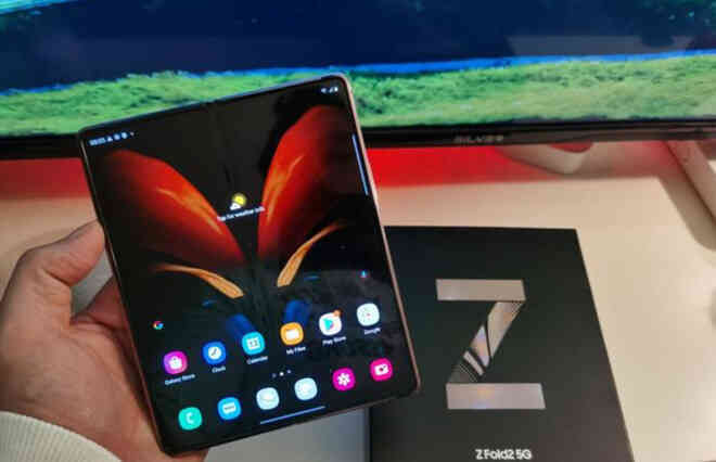 Samsung tỏ ra thận trọng, sẽ chỉ ra mắt công nghệ camera dưới màn hình trên Galaxy Z Fold 3 khi đã hoàn thiện?