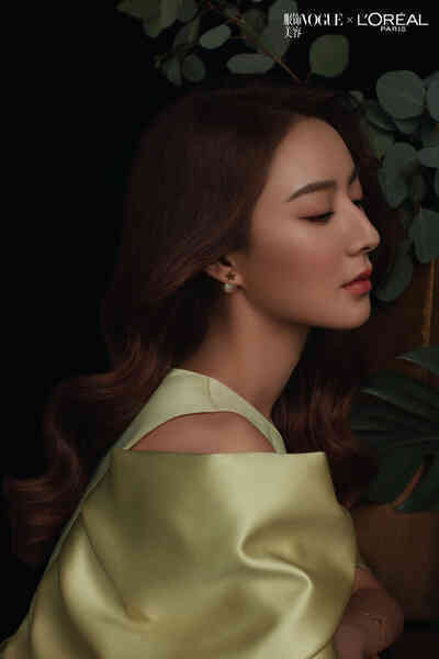 Kiếm hơn nghìn tỷ chỉ sau 7 tiếng, nữ hoàng livestream xứ Trung làm thế nào để từ chủ shop thời trang vô danh trở thành triệu phú? - Ảnh 15. Kiếm hơn nghìn tỷ chỉ sau 7 tiếng, nữ hoàng livestream xứ Trung làm thế nào để từ chủ shop thời trang vô danh trở thành triệu phú? - Ảnh 15.