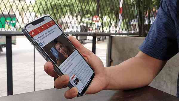 "Nút ẩn" mới trên iOS 14 nhạy đến mức ốp 4-5 cuốn sách sau iPhone vẫn nhận lệnh, miễn bạn có lực gõ đủ mạnh