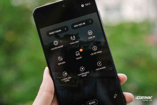 Trên tay Galaxy M51: Smartphone có pin trâu nhất phân khúc, giá 9.49 triệu đồng - Ảnh 13. Trên tay Galaxy M51: Smartphone có pin trâu nhất phân khúc, giá 9.49 triệu đồng - Ảnh 13.