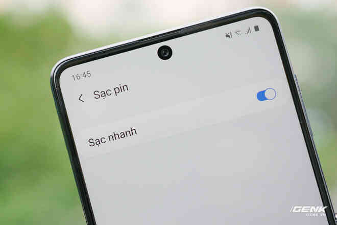 Trên tay Galaxy M51: Smartphone có pin trâu nhất phân khúc, giá 9.49 triệu đồng - Ảnh 16. Trên tay Galaxy M51: Smartphone có pin trâu nhất phân khúc, giá 9.49 triệu đồng - Ảnh 16.