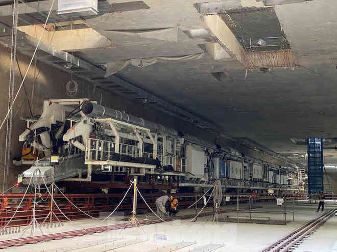 Cận cảnh lắp ráp robot đào hầm khủng nặng 850 tấn thi công Metro Nhổn - ga Hà Nội