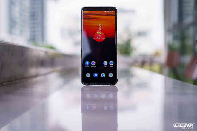 Đánh giá ASUS ROG Phone 3: chiếc smartphone đa nhân cách lúc xịn lúc xịt - Ảnh 2.