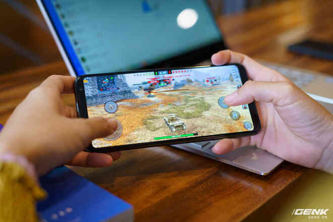 Đánh giá ASUS ROG Phone 3: chiếc smartphone đa nhân cách lúc xịn lúc xịt - Ảnh 13.