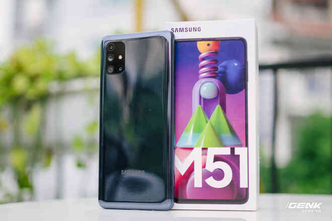 Đánh giá Samsung Galaxy M51: Ngoài pin 7000mAh còn gì đáng giá?