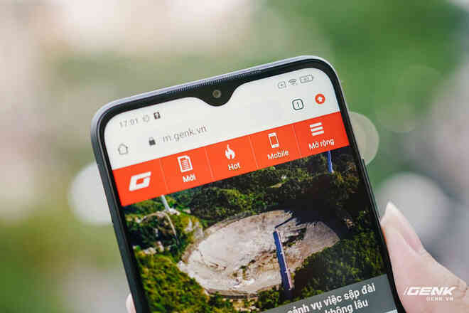 Trên tay POCO M3: Chỉ hơn 3 triệu đồng đã có mặt lưng giả da, loa kép, camera 48MP, pin khủng 6000mAh - Ảnh 7. Trên tay POCO M3: Chỉ hơn 3 triệu đồng đã có mặt lưng giả da, loa kép, camera 48MP, pin khủng 6000mAh - Ảnh 7.