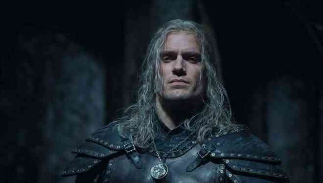 Henry Cavill gặp chấn thương khi quay The Witcher mùa 2, ngày phát sóng đã xa nay lại thêm mờ mịt - Ảnh 2. Henry Cavill gặp chấn thương khi quay The Witcher mùa 2, ngày phát sóng đã xa nay lại thêm mờ mịt - Ảnh 2.