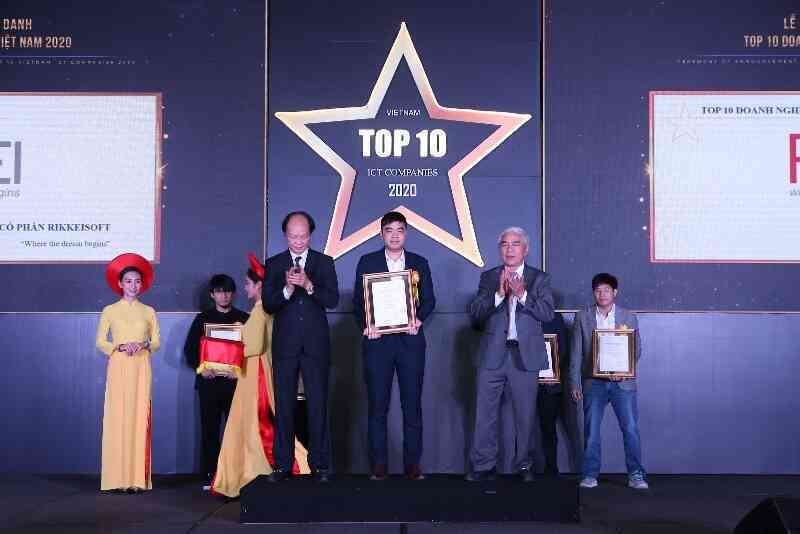 Rikkeisoft dành giải thưởng “Top 10 doanh nghiệp CNTT” về lĩnh vực IoT