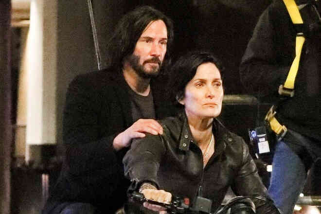 Đây là lý do vì sao Keanu Reeves mê tít những dự án sci-fi như The Matrix hay Cyberpunk 2077 - Ảnh 2. Đây là lý do vì sao Keanu Reeves mê tít những dự án sci-fi như The Matrix hay Cyberpunk 2077 - Ảnh 2.