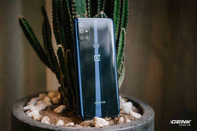 Đánh giá OnePlus Nord N10: 5G xịn mà không thủng ví - Ảnh 2. Đánh giá OnePlus Nord N10: 5G xịn mà không thủng ví - Ảnh 2.