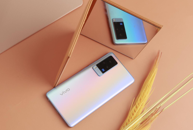 Vivo X60 và X60 Pro ra mắt: Exynos 1080 5nm, camera chống rung gimbal, màn hình AMOLED 120Hz, giá từ 12.4 triệu đồng
