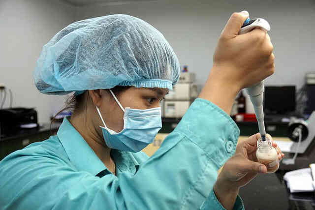 Việt Nam thử nghiệm vắc-xin Covid-19 trên người từ ngày 10-12 - Ảnh 2. Việt Nam thử nghiệm vắc-xin Covid-19 trên người từ ngày 10-12 - Ảnh 2.