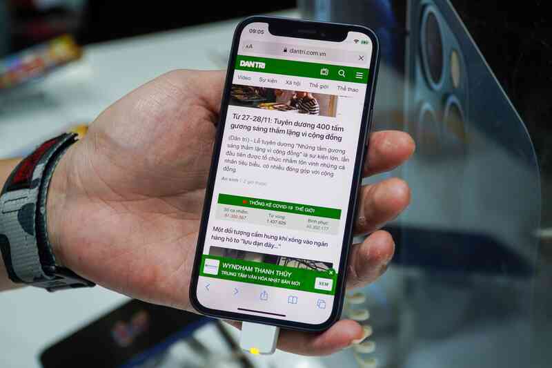 iPhone 12 và 12 mini bất ngờ giảm giá sau một tuần về Việt Nam