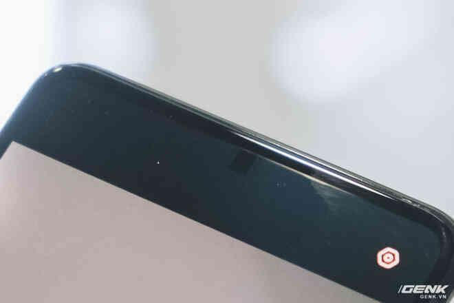 Vsmart hé lộ smartphone với camera ẩn dưới màn hình - Ảnh 3. Vsmart hé lộ smartphone với camera ẩn dưới màn hình - Ảnh 3.