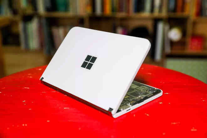 Bên trong siêu phẩm màn hình kép giá cao - Microsoft Surface Duo - Ảnh 19.