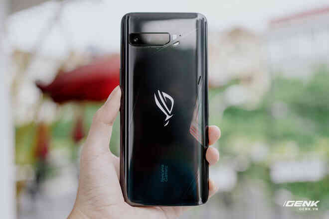 Trên tay quái vật gaming ROG Phone 3: Snapdragon 865+, màn hình 144Hz, pin 6000mAh, giá từ 14.5 triệu đồng - Ảnh 5.
