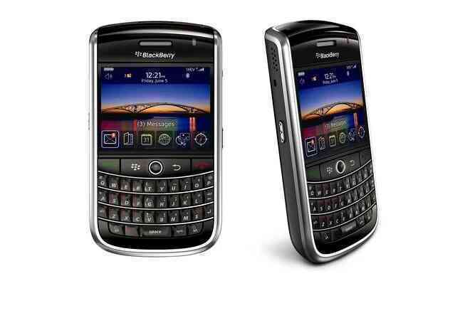 Cùng nhìn lại những chiếc điện thoại BlackBerry tốt nhất đã thay đổi cả thế giới - Ảnh 13. Cùng nhìn lại những chiếc điện thoại BlackBerry tốt nhất đã thay đổi cả thế giới - Ảnh 13.