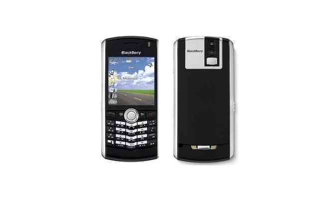 Cùng nhìn lại những chiếc điện thoại BlackBerry tốt nhất đã thay đổi cả thế giới - Ảnh 8. Cùng nhìn lại những chiếc điện thoại BlackBerry tốt nhất đã thay đổi cả thế giới - Ảnh 8.