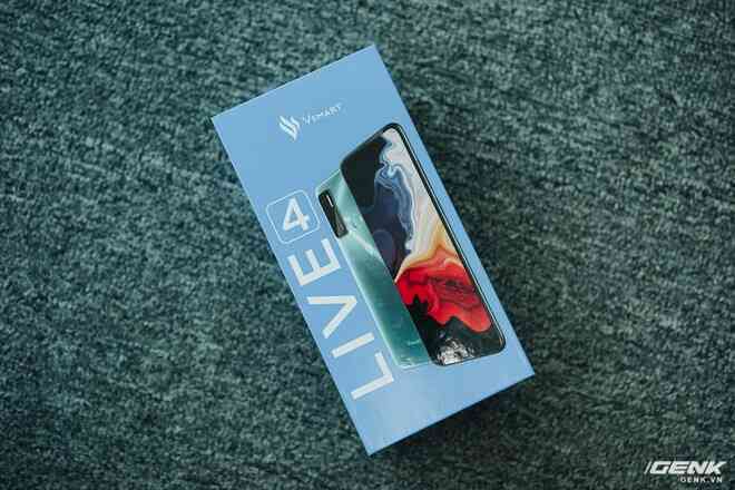 Trên tay Vsmart Live 4: Smartphone "Make in Vietnam" đầu tiên của VinSmart, cấu hình mạnh, giá bán hấp dẫn