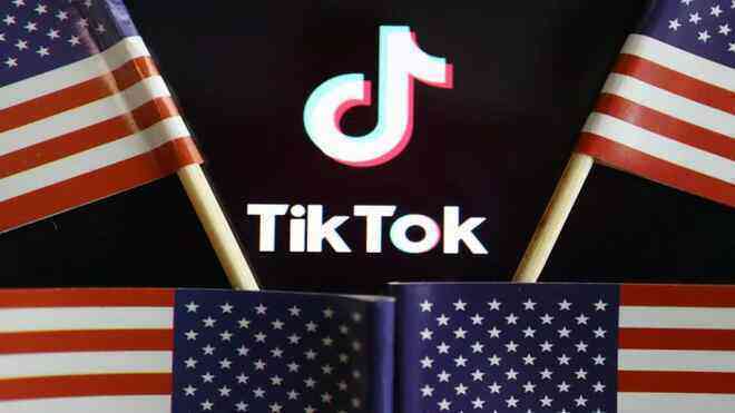 CEO Microsoft đã nói chuyện với tổng thống Trump về việc mua lại TikTok - Ảnh 1. CEO Microsoft đã nói chuyện với tổng thống Trump về việc mua lại TikTok - Ảnh 1.