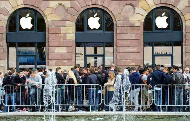 iPhone bị hoãn: Tin xấu cho fan, Tin quá tốt cho Apple và Phố Wall - Ảnh 3.