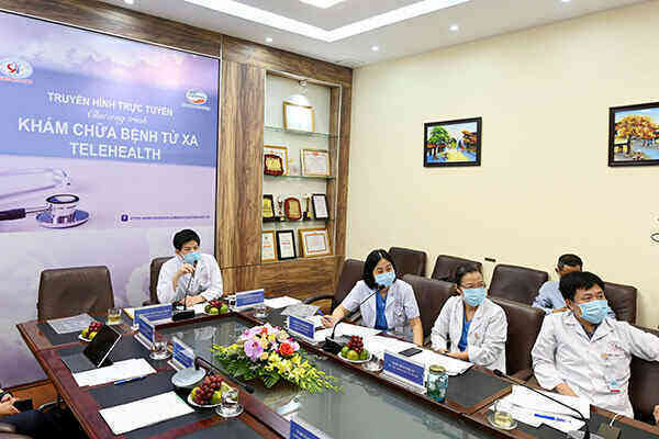 Bệnh viện Tim Hà Nội điều hành mổ tim trực tuyến qua hệ thống Telehealth