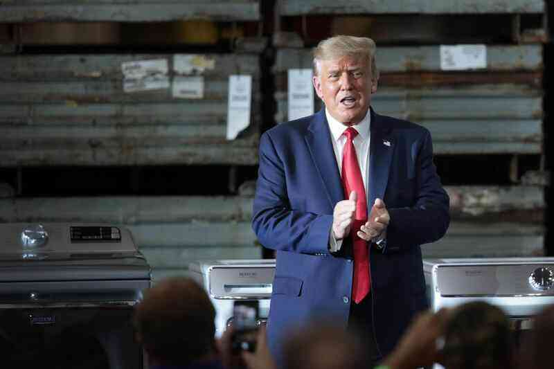 Ông Trump chính thức ký lệnh cấm TikTok, WeChat