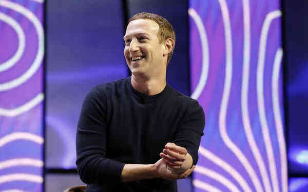Tài sản Mark Zuckerberg vượt 100 tỷ USD ở tuổi 36 - Ảnh 1. Tài sản Mark Zuckerberg vượt 100 tỷ USD ở tuổi 36 - Ảnh 1.