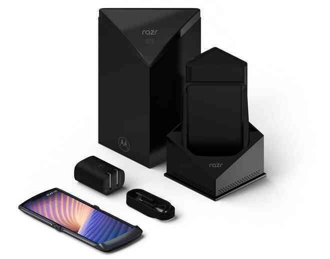 Motorola Razr 5G ra mắt: Snapdragon 765G, camera 48MP, giá 32.4 triệu đồng - Ảnh 3. Motorola Razr 5G ra mắt: Snapdragon 765G, camera 48MP, giá 32.4 triệu đồng - Ảnh 3.