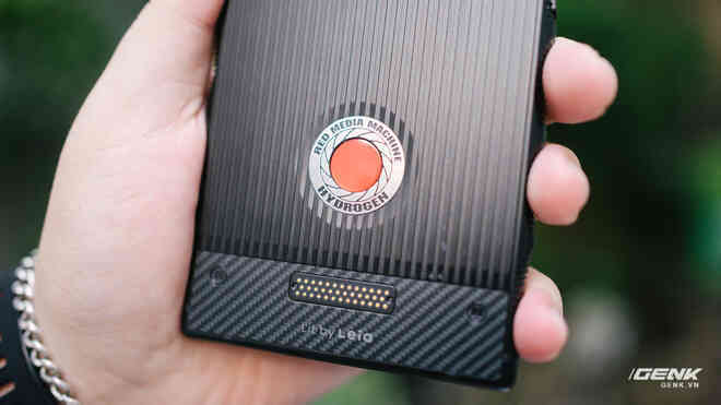 Từng có giá ngàn đô, smartphone siêu quay phim về VN với giá chưa đến 6 triệu đồng - Ảnh 4. Từng có giá ngàn đô, smartphone siêu quay phim về VN với giá chưa đến 6 triệu đồng - Ảnh 4.