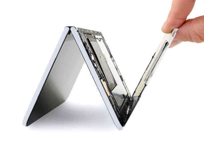Surface Duo chỉ có hai bộ phận dễ sửa chữa: màn hình và mặt lưng - Ảnh 3. Surface Duo chỉ có hai bộ phận dễ sửa chữa: màn hình và mặt lưng - Ảnh 3.